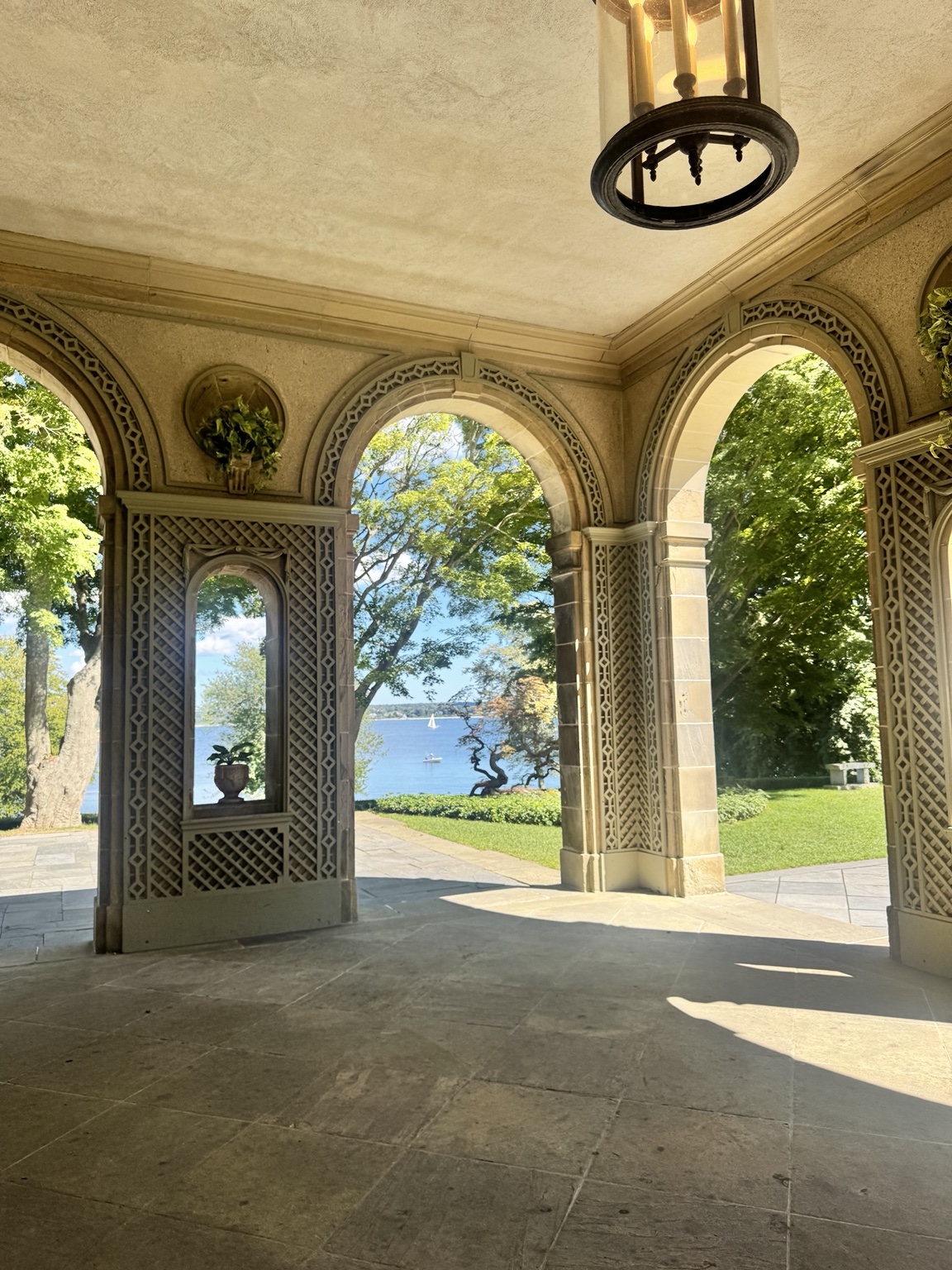 Glen Manor arches and water