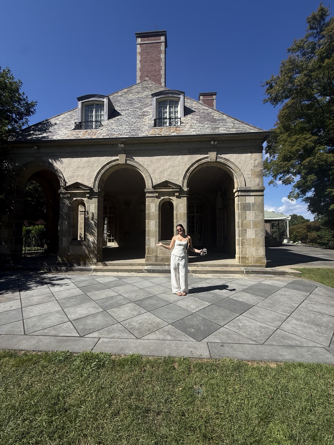 Glen Manor architectural detail